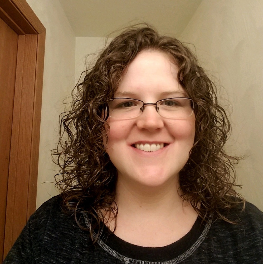 Meet your Posher, Hayley